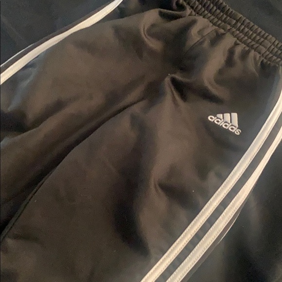 Toddler adidas joggers - Picture 1 of 4